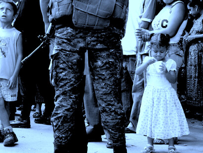 En el contexto de la larguísima guerra desaparecieron miles de niños y niñas