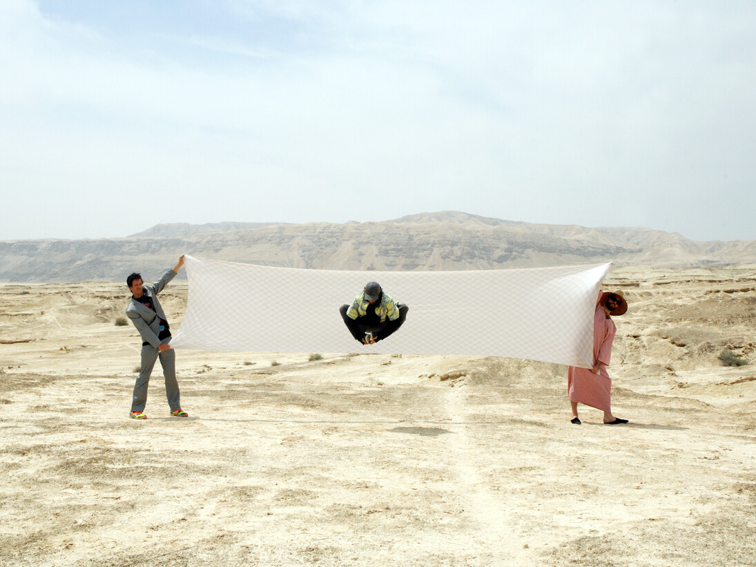 Luca Pozzi,
The Big Jump Experiment, 2014,
120 x 80 cm 