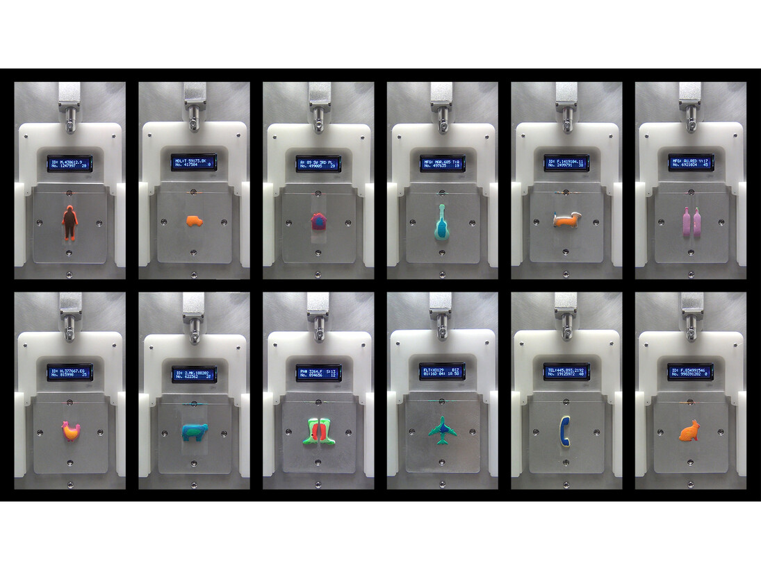 Population Video Still, (example of The Extruder) - Fernando Orellana