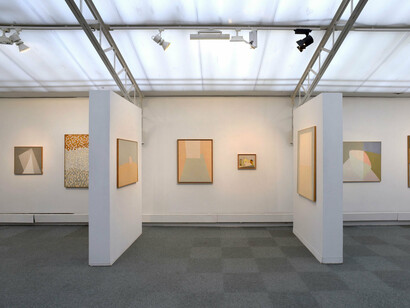 Vera Pagava, Corps Célestes, Exhibition view. Courtesy of Jeanne Bucher Jaeger