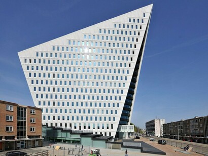 "Me emociona la arquitectura arriesgada, que nace sin conocer el final del proceso"