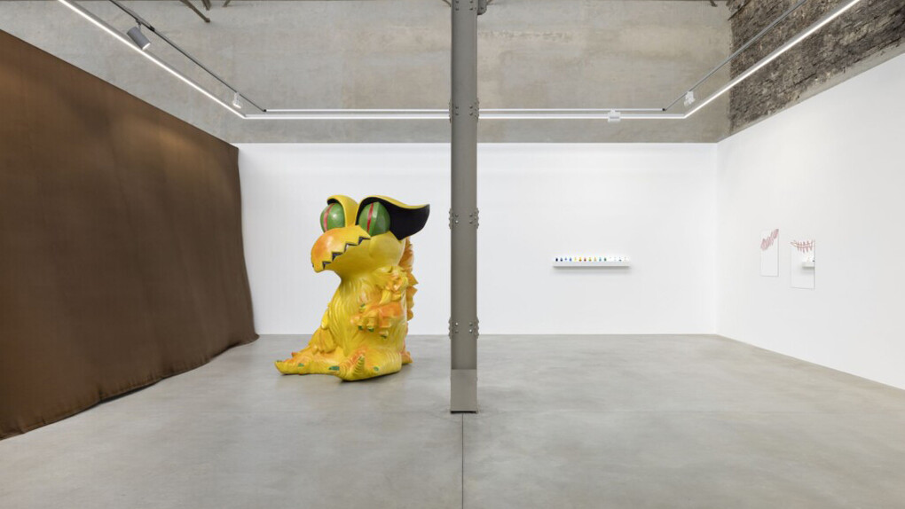 Sylvie Fleury, Chew on this! Exhibition view. Courtesy of Galerie Mehdi Chouakri
