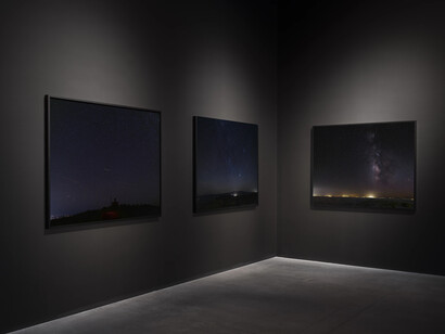 An-My Lê, Dark star, grey wolf, exhibition view. Courtesy of Marian Goodman Gallery