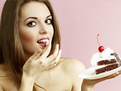 Disfrutando de una tarta