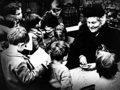 Uno dei principi educativi di Maria Montessori afferma che il fanciullo deve conquistare la propria libertà gradualmente