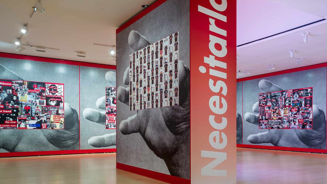 Barbara Kruger, Another day. Another night, exhibition view. Courtesy of Guggenheim Museum Bilbao