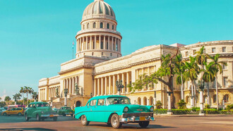 Si el mundo se había transformado tanto, ¿cómo iba a dejar Cuba de adaptarse a esos cambios?