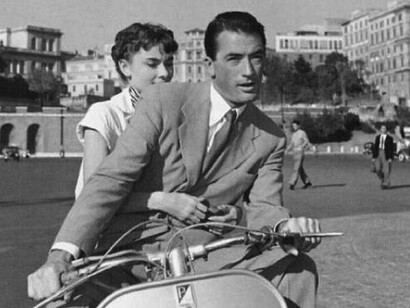 Audrey Hepburn e Gregory Peck in Vacanze romane