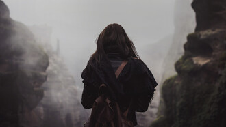 Conoció a Edmundo Moure, escritor galego-chileno, en 1988