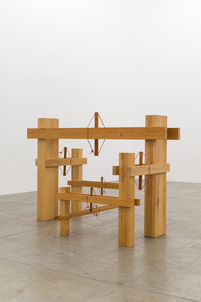 Carlos Bevilacqua, Ponte do Isolamento, 2015, Madeira e cabo náutico, 110 x 150 x 100 cm. Photo: Eduardo Ortega | Cortesia Galeria Fortes Vilaça
