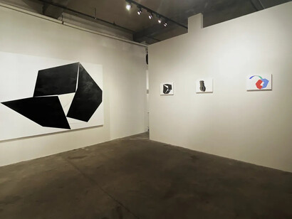 Osi Audu, Magic box, exhibition view. Courtesy of Skoto Gallery
