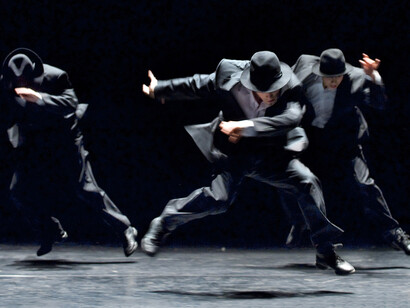IT dansa. Avec l'aimable autorisation du Théâtre des Salins Martigues