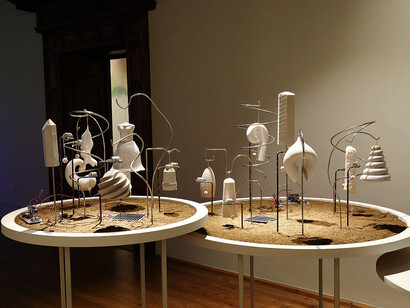 Blume persönlich. Von mythen, symbolen, duft und liebe, ausstellungsansicht. Mit freundlicher genehmigung von Schloss Trautenfels