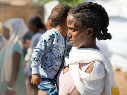 Les médias du monde entier écrivent également de plus en plus d'histoires horribles de viol, de torture et d'arrestations massive
