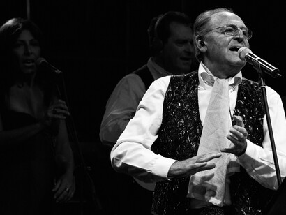 Renzo Arbore in concerto a Radio2 Live