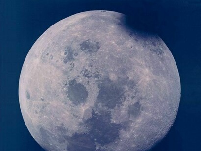 N.A.S.A, View of the Moon, Apollo 13, apr-70, Vintage c-print su carta Kodak, cm 18,4 x 18,5, Courtesy De Primi Fine Art  
