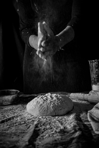 Cozinhar. Hoje sinto o quanto é importante cortar cada legume, separar cada tempero e acessar um canal que enriqueça aquele prato que pretendo elaborar