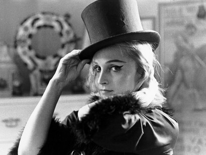 Laura Betti in ihrem Haus in Rom, 1961, © Mario Dondero