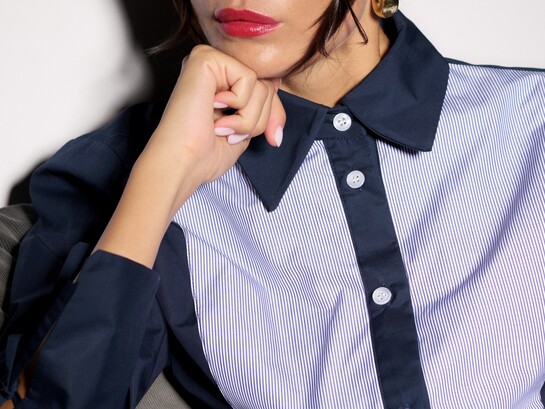 Camicia "Cornice Abisso" della capsule collection ‘Linee d’Acqua’, firmata Aquaviva