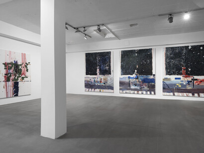 Bouquet, 2020, oil on canvas, 200 x 150 cm (left). Courtesy of Zahorian & Van Espen