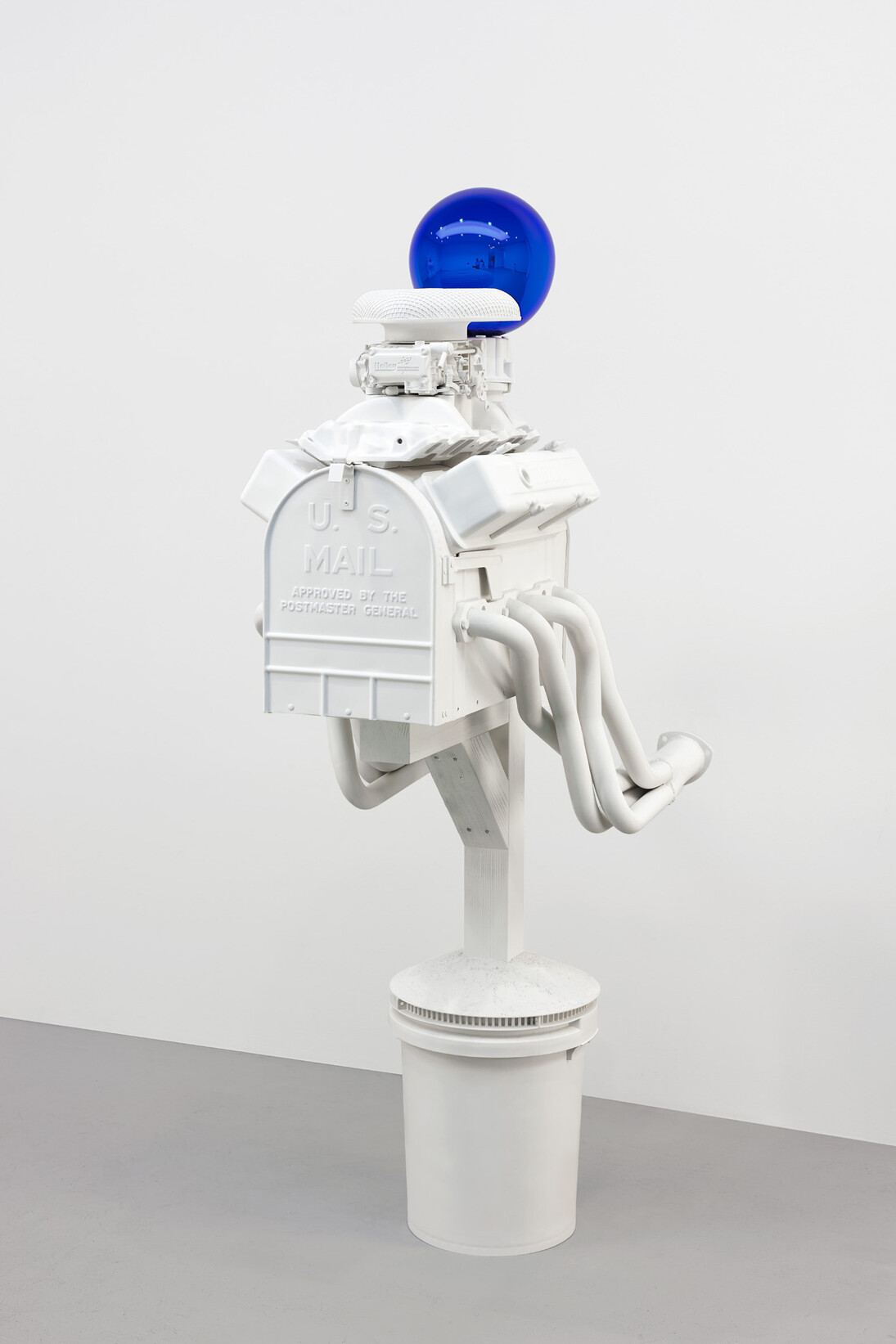 Jeff Koons, Gazing Ball (Mailbox), 2013. Plaster and glass; 74 1⁄4 x 24 3⁄8 x 41 1⁄2 in. (188.6 × 61.9 × 105.4 cm). Private collection. © Jeff Koons