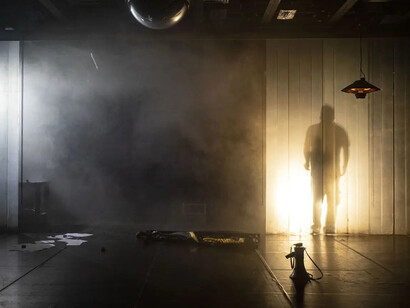 Il Capitale. Un libro che ancora non abbiamo letto. Avec l'aimable autorisation du Les Célestins, Théâtre de Lyon