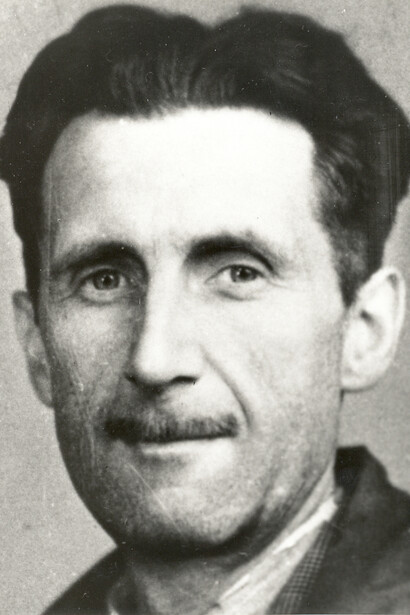 Orwell afferma che “l’ortodossia nel senso più pieno del termine richiede un controllo completo dei propri processi mentali, simile a quello che un contorsionista ha del proprio corpo”