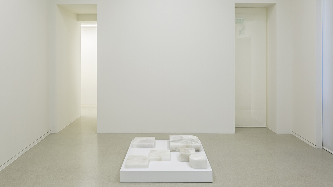 Ettore Spalletti, Ombre d'azur, transparence. Courtesy of Nouveau Musée National de Monaco