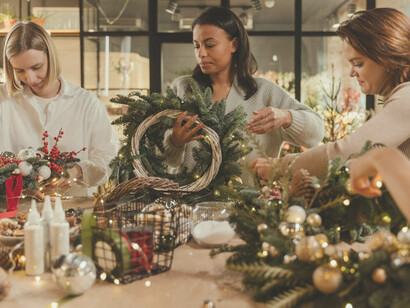 Cada símbolo navideño tiene una historia que conecta tradiciones antiguas, creencias religiosas y mitos