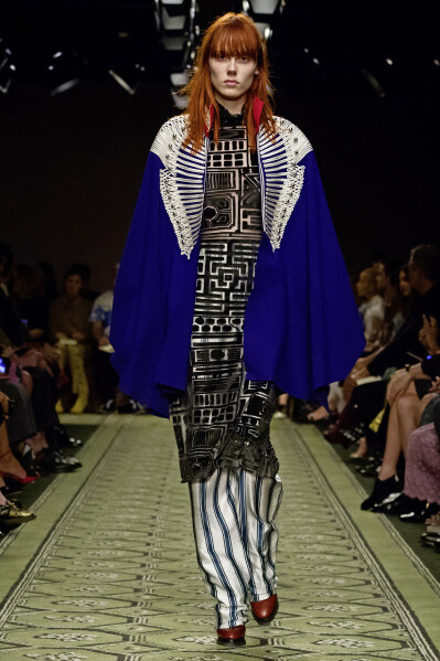 Burberry September 2017 Collection - Look 81