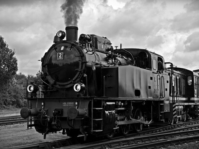 Entre cenas dramáticas e toques cômicos, O Diário de um Maquinista reflete o absurdo das situações trágicas da vida e da morte