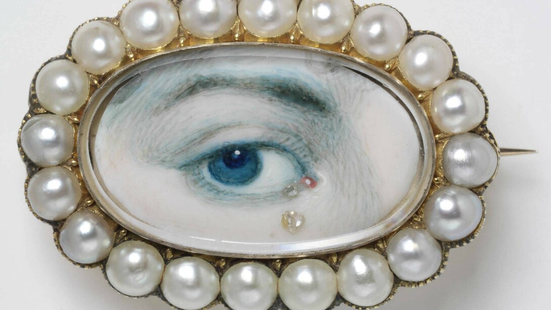 Lover’s eye brooch, 1800 – 20, England. Museum no. P.56-1977. © Victoria and Albert Museum, London