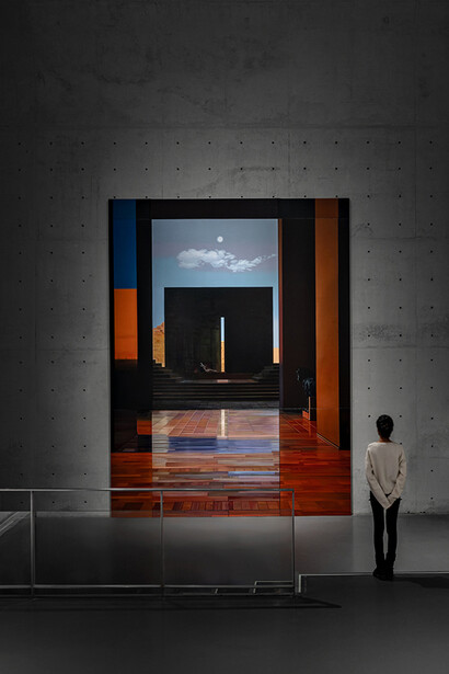 Yang Bodu, Black eagle, white eagle, exhibition view. Courtesy of Long Museum