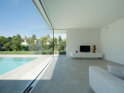 Casa F+T+3, Mogliano Veneto, Treviso, Filippo Caprioglio, 2018-2021, premiata con il Luxury Lifestyle Award 2021