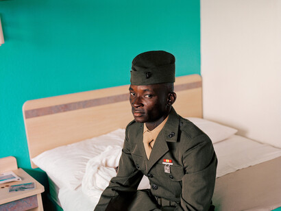 Susan Worsham, Marine, hotel near airport, Richmond, Virginia, 2009. Courtesy of VMFA