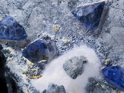 Gem and Mineral Hall. Courtesy of The Natural History Museum 