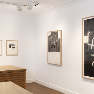Eduardo Chillida, Estampes choisies, vue d'exposition. Avec l'aimable autorisation de la Galerie Lelong