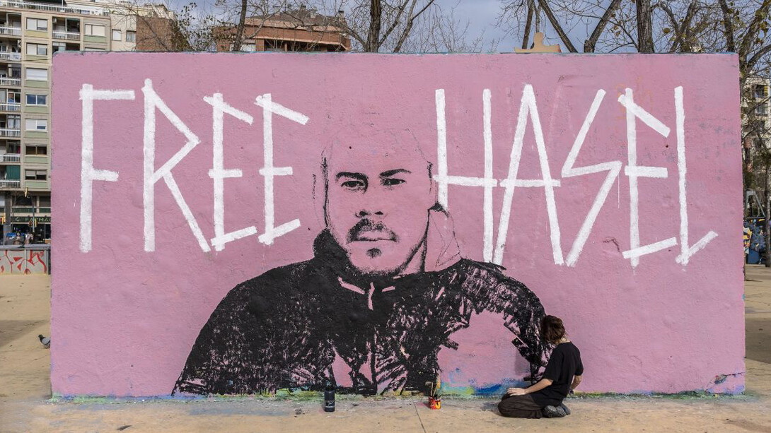 Mural en defensa de Hasél en Barcelona