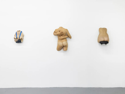 Carole Feuerman, I am mine, without permission, exhibition view. Courtesy of Ethan Cohen Gallery