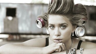 Sesión fotográfica de Ruven Afanador con Ashley Olsen