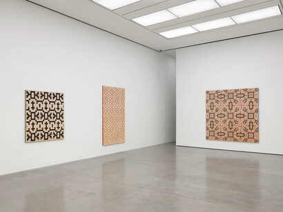 Sara Flores, Akinananti, exhibition view. Courtesy of White Cube