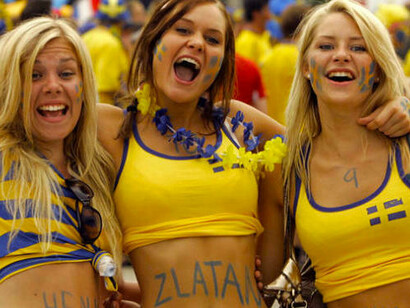 No solo a la hora de practicar el deporte, también como aficionadas hay cada vez más mujeres disfrutando del deporte rey