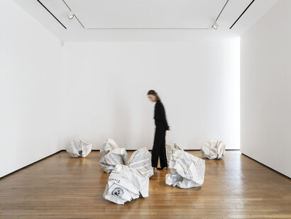 Jitish Kallat, Point of incidence, exhibition view. Courtesy of Templon 