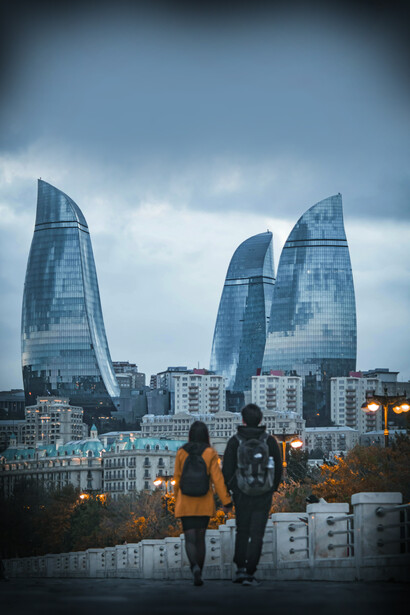 Baku, Azerbaijan. Cultura e patrimonio: dai poeti medievali ai moderni grattacieli