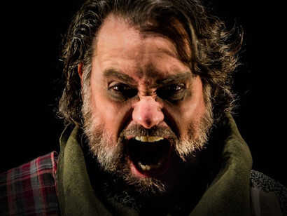 José Tomás Angola Heredia: Su obra dramatúrgica se distinguida por la presencia recurrente de Dios y la muerte, y la crítica política, sin atarse a un solo modelo de discurso