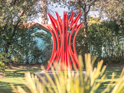 Artisti vari, Alpemare 10th anniversary: art collection, vista della mostra. Cortesia del Bagno Alpemare