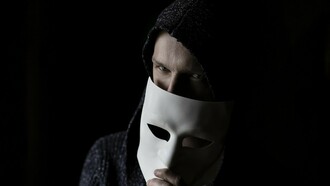 Profiling cybercriminals