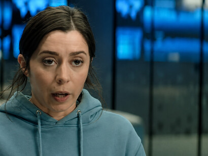 Set in a near-future dystopia, Black Mirror Season 7 follows characters confronting the manipulative and often dangerous effects of advanced technology on their lives