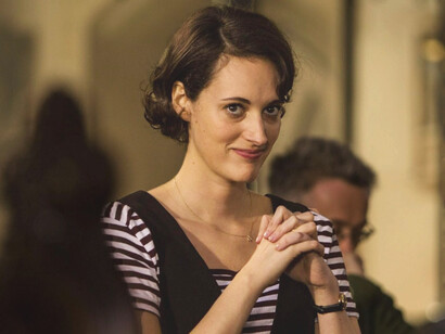 Mientras atestiguamos un vacío en el interés por la vida de esta joven desanimada, aunque no melancólica, de repente comienza a hablarnos, mirándonos directamente a los ojos