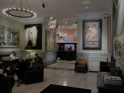 O lobby do Hotel Chelsea em 2009
